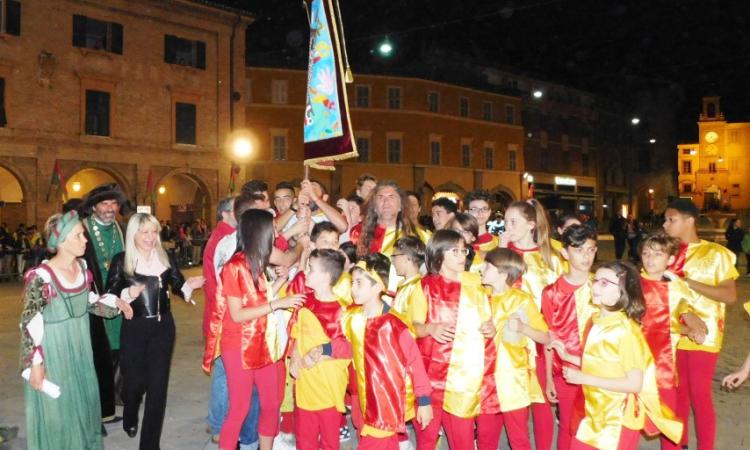 San Severino, il Palio dei Castelli entra nel vivo con il "Palio dei bambini" San Severino, il Palio dei Castelli entra nel vivo con il "Palio dei bambini"