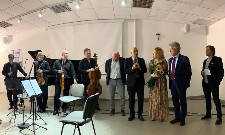 Camerino, musica e solidarietà: artisti internazionali per l'Istituto "Nelio Biondi" distrutto dal sisma Camerino, musica e solidarietà: artisti internazionali per l'Istituto "Nelio Biondi" distrutto dal sisma