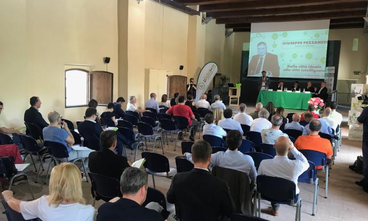Tolentino, in scena il convegno "Dalla città ideale alla città intelligente" (FOTO)