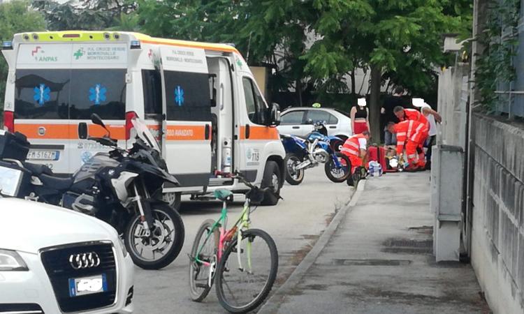 Civitanova, scontro fra moto: tre giovani feriti, uno in gravi condizioni (FOTO)