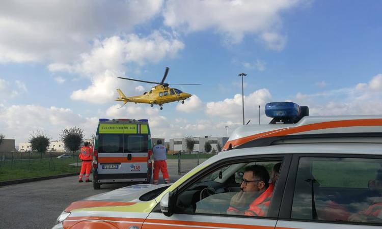 Ciclista muore a Fermo, la causa: un malore per il troppo caldo Ciclista muore a Fermo, la causa: un malore per il troppo caldo
