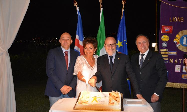 Passaggio di consegne al Lions Club Matelica: Maria Gilda Murani Mattozzi nuovo Presidente Passaggio di consegne al Lions Club Matelica: Maria Gilda Murani Mattozzi nuovo Presidente