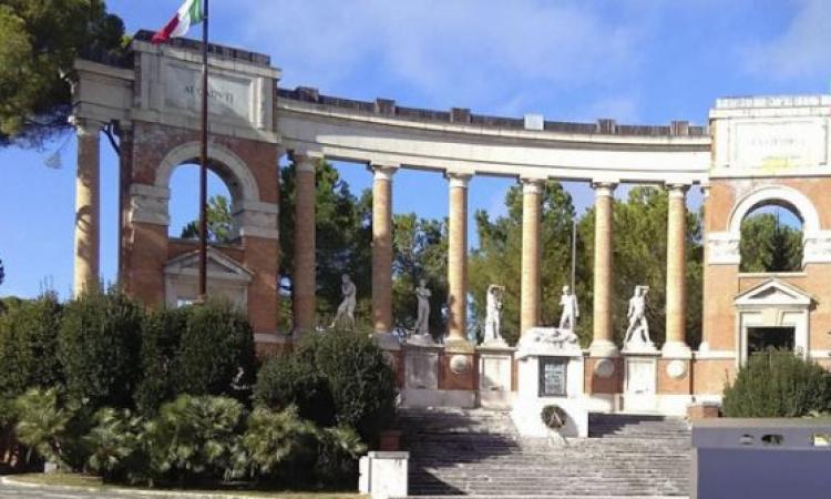 Una targa alla memoria e ai racconti dei partigiani per la cerimonia del 75° anniversario della Liberazione