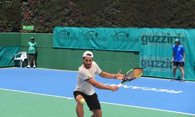 Tennis, Guzzini Challenger: si delinea il tabellone principale Tennis, Guzzini Challenger: si delinea il tabellone principale