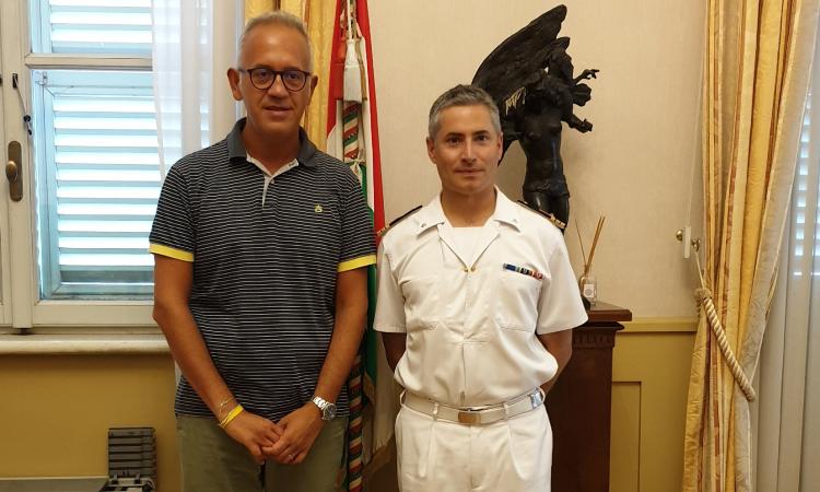 Civitanova, il sindaco Ciarapica incontra il neo Comandante della Capitaneria di Porto Gentilini