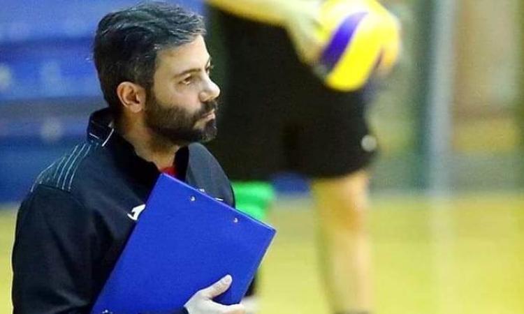 Paoloni Macerata, Francesco Bernetti sarà l'allenatore: "Tornare in Serie B è davvero stimolante" Paoloni Macerata, Francesco Bernetti sarà l'allenatore: "Tornare in Serie B è davvero stimolante"