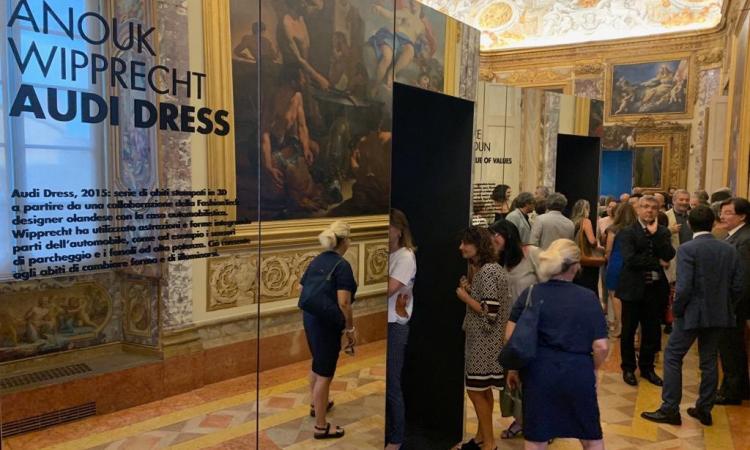 Macerata, “Bauhaus 100: imparare fare pensare" : inaugurata a Palazzo Buonaccorsi la mostra evento
