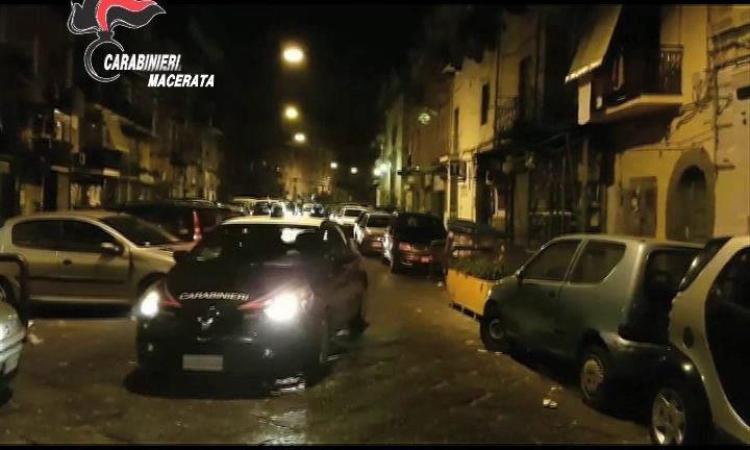 Appignano, calci e pugni ai carabinieri: arrestato 27enne Appignano, calci e pugni ai carabinieri: arrestato 27enne