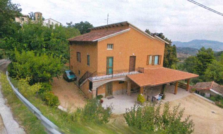 San Severino, post-sisma: torna agibile una villetta in località Stigliano San Severino, post-sisma: torna agibile una villetta in località Stigliano