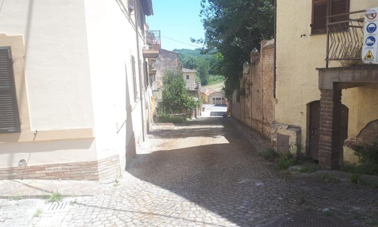 Caldarola, post-sisma: riaperta Via Portarella, si procede con la perimetrazione