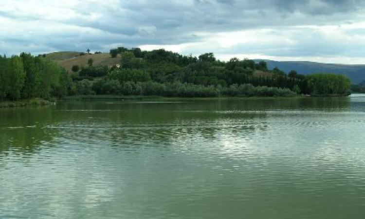Tolentino, dragaggio al lago delle Grazie: temporaneo stop dell'acquedotto degli Orti