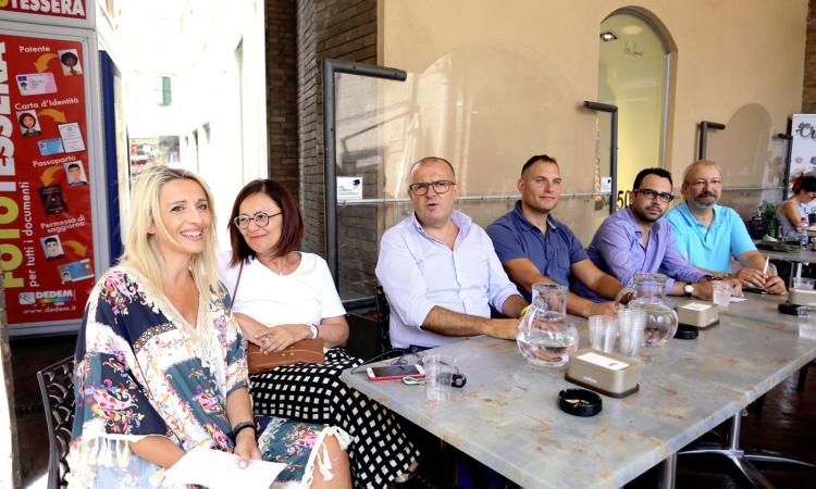 Macerata, centrodestra unito contro Carancini: "Disposti a dimetterci subito, se il sindaco va a casa" Macerata, centrodestra unito contro Carancini: "Disposti a dimetterci subito, se il sindaco va a casa"