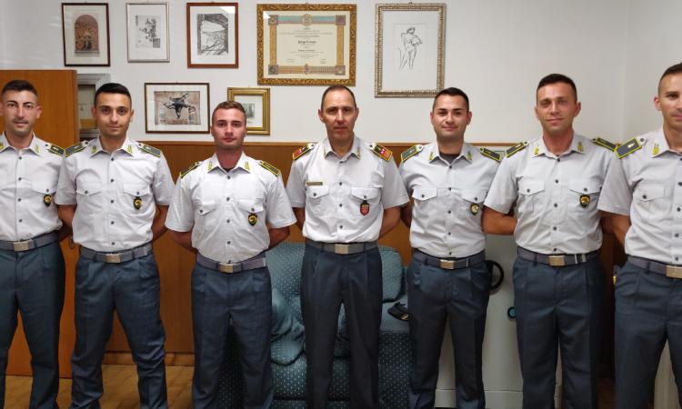 Assegnati sei nuovi finanzieri alla Tenenza delle Fiamme Gialle di Porto Recanati Assegnati sei nuovi finanzieri alla Tenenza delle Fiamme Gialle di Porto Recanati