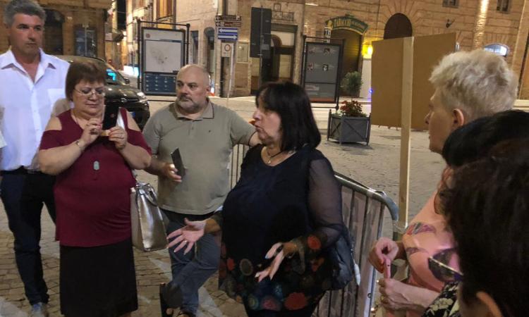 A Tolentino un sit-it sui fatti di Bibbiano, Malaigia: "Anche nelle Marche casi simili" A Tolentino un sit-it sui fatti di Bibbiano, Malaigia: "Anche nelle Marche casi simili"