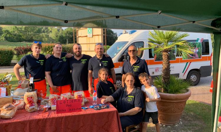 "Saperi e Sapori", tradizione e solidarietà per una nuova ambulanza per la Croce Azzurra di Porto Recanati "Saperi e Sapori", tradizione e solidarietà per una nuova ambulanza per la Croce Azzurra di Porto Recanati