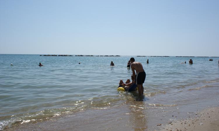 Quando la fisioterapia si fa in mare: riabilitazione in acqua al'Istituto Santo Stefano