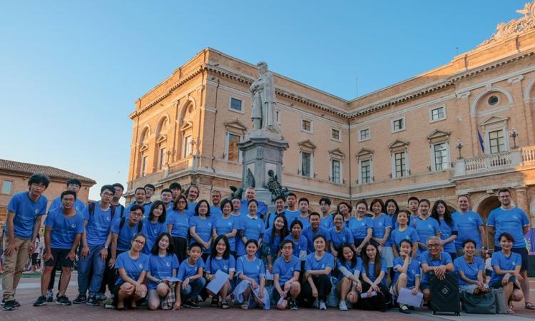 Recanati e la Civica Scuola di Musica "Gigli" conquistano i maestri e gli allievi dell’International Music Festival and Competition Recanati e la Civica Scuola di Musica "Gigli" conquistano i maestri e gli allievi dell’International Music Festival and Competition