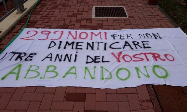 Il duro sfogo di un'allevatrice terremotata: "Siamo stanchi di bugie e rassegnati allo spopolamento" Il duro sfogo di un'allevatrice terremotata: "Siamo stanchi di bugie e rassegnati allo spopolamento"