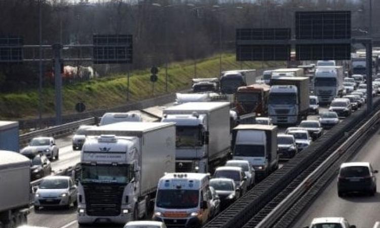 Controesodo, strade da bollino rosso: domani anche sciopero dei casellanti