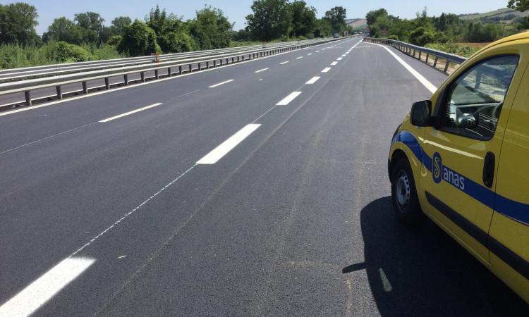 Lavori in superstrada: chiusi per 16 giorni gli svincoli di Serrapetrona e Caldarola in direzione mare