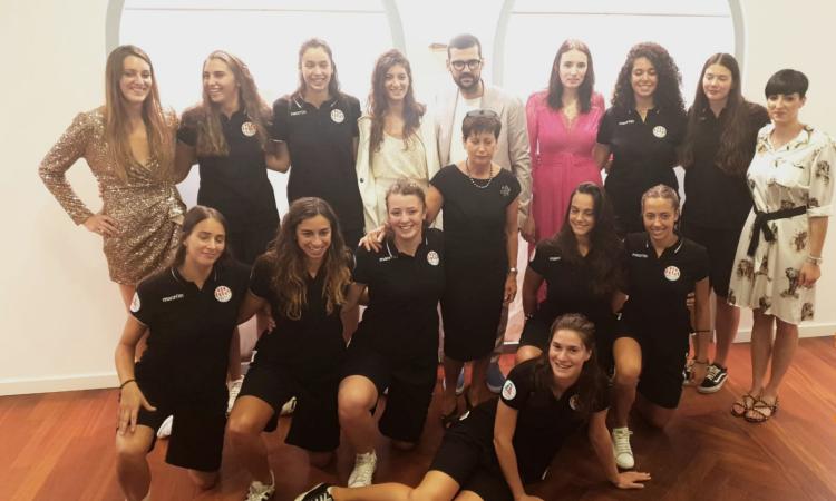 Eccellenze si incontrano a Villa Potenza: la Roana Cbf ospite all'inaugurazione dello store di Agnetti Boutique Eccellenze si incontrano a Villa Potenza: la Roana Cbf ospite all'inaugurazione dello store di Agnetti Boutique
