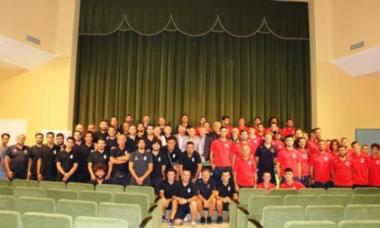 San Severino, passerella di presentazione per le formazioni calcistiche settempedane
