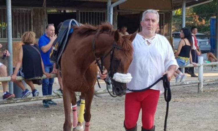 La Scuderia Orazi Manfredo di Castelraimondo vince anche il Palio di Valfabbrica La Scuderia Orazi Manfredo di Castelraimondo vince anche il Palio di Valfabbrica