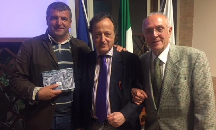 Tolentino, Enzo Calcaterra è il cittadino dell'anno 2019 Tolentino, Enzo Calcaterra è il cittadino dell'anno 2019