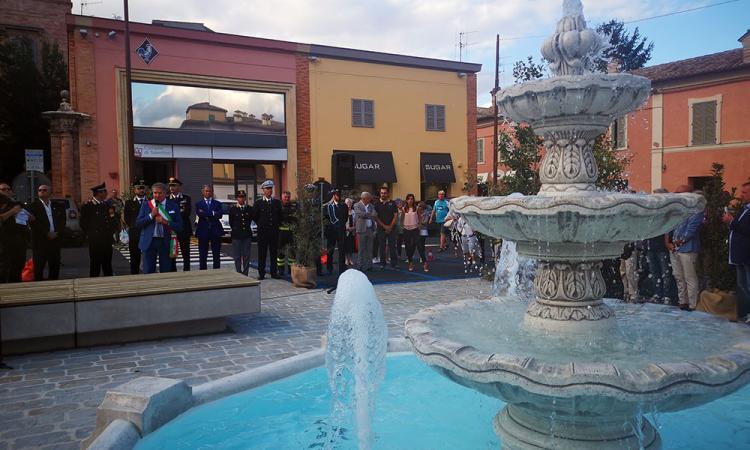 Tolentino, la nuova veste di piazza Martiri di Montalto (FOTO)