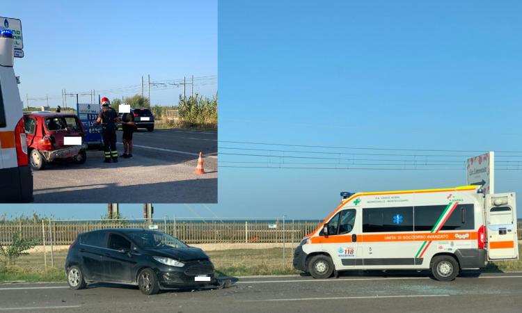 Civitanova, tamponamento tra due auto lungo la Statale 16: due giovani al pronto soccorso Civitanova, tamponamento tra due auto lungo la Statale 16: due giovani al pronto soccorso