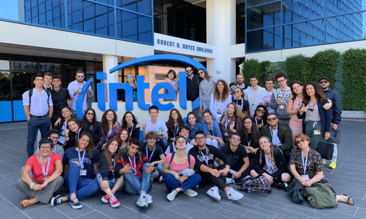 Macerata, studenti del Linguistico "Leopardi" negli USA per un progetto del Miur Macerata, studenti del Linguistico "Leopardi" negli USA per un progetto del Miur