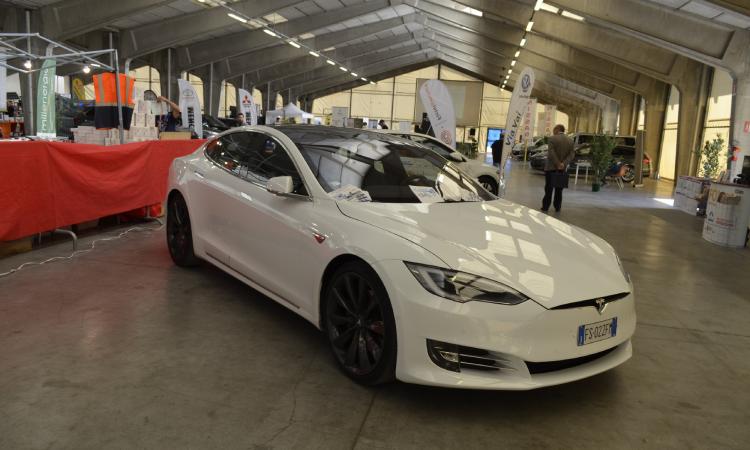 Macerata, bilancio positivo per la 33a edizione della Fiera dell'Elettronica (FOTO)