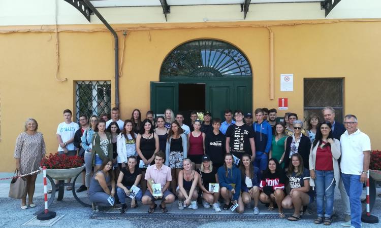 Studenti dalla Boemia in visita all'Istituto Agrario di Macerata Studenti dalla Boemia in visita all'Istituto Agrario di Macerata