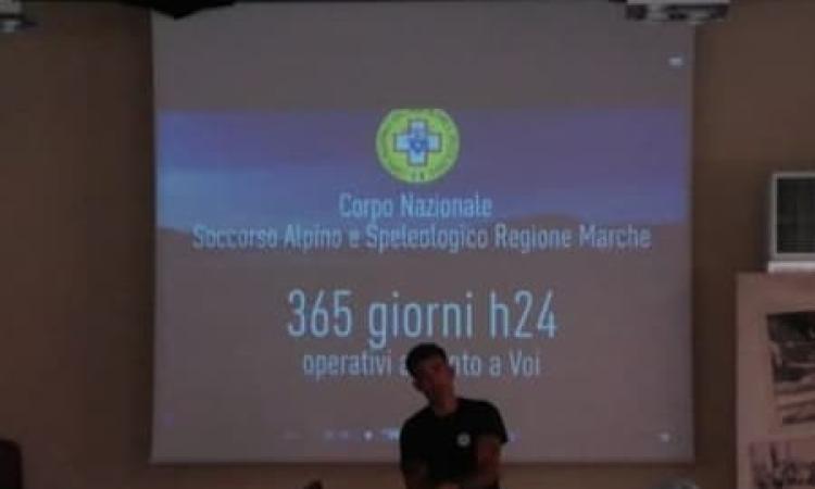 Pioraco, i volontari del Soccorso Alpino incontrano la cittadinanza Pioraco, i volontari del Soccorso Alpino incontrano la cittadinanza