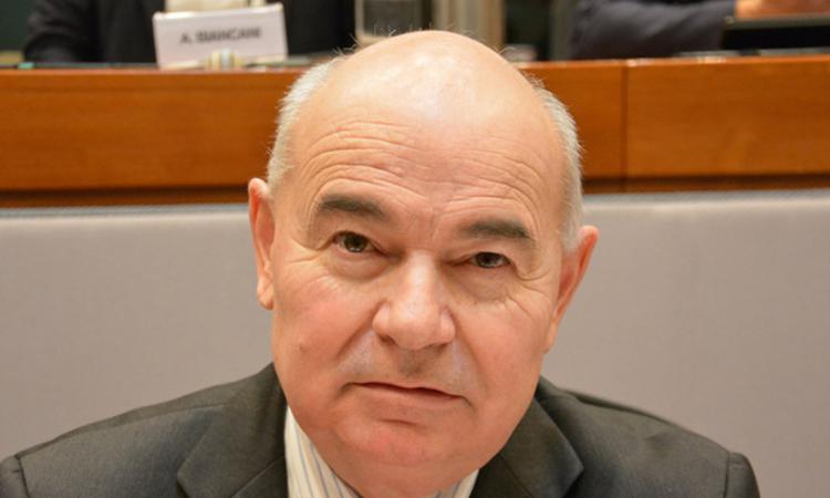 Stabilimenti Whirlpool a rischio, Giancarli (Pd): "Vogliamo il rispetto degli accordi" Stabilimenti Whirlpool a rischio, Giancarli (Pd): "Vogliamo il rispetto degli accordi"