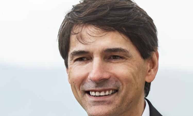 Appignano, interpellanze sulla questione amianto: il sindaco Calamita abbandona il consiglio comunale