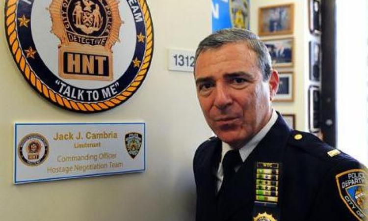 Jack Cambria arriva a Macerata: il negoziatore della polizia di New York incontra gli studenti Unimc