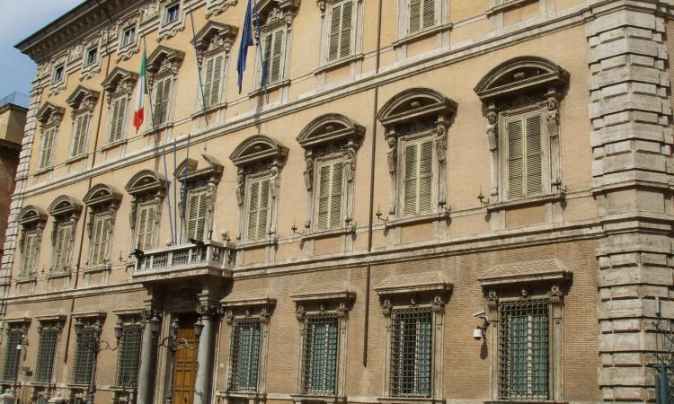 La Fondazione Claudi di Serrapetrona protagonista al Senato per il bicentenario de "L'Infinito" La Fondazione Claudi di Serrapetrona protagonista al Senato per il bicentenario de "L'Infinito"