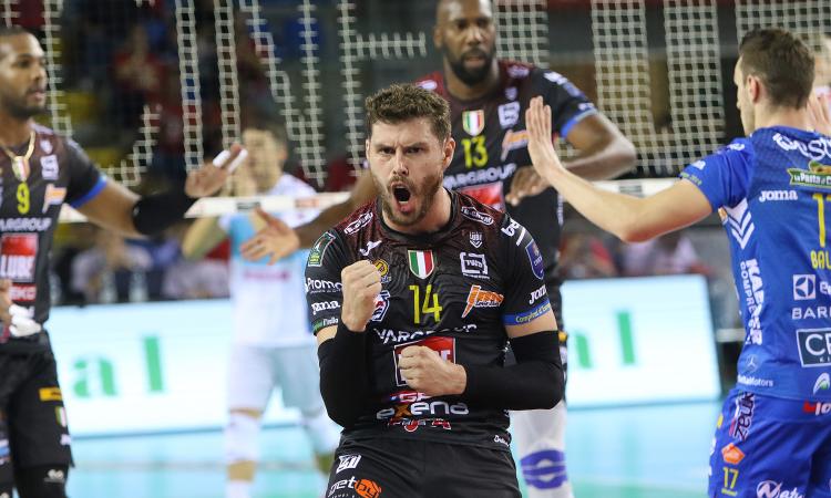 Lube, infortunio per Bruno: a Milano con il giovane palleggiatore Azaria Gonzi