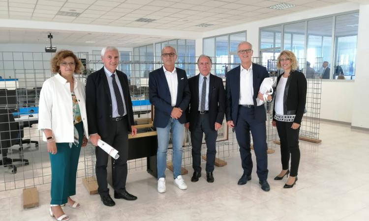 L’assessore Cesetti in visita all'azienda Halley di Matelica: "Realtà che progetta il futuro" L’assessore Cesetti in visita all'azienda Halley di Matelica: "Realtà che progetta il futuro"
