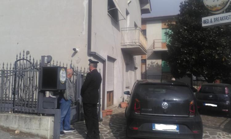 Tragedia a Civitanova, 31enne trovata morta in un b&b