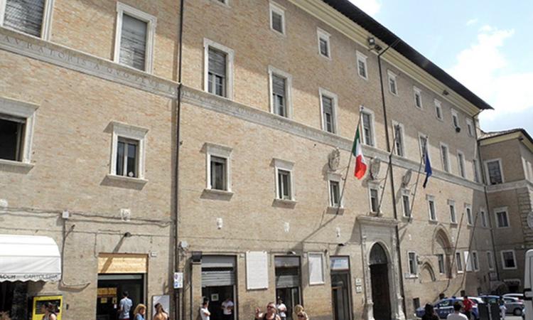 Macerata, finanziati i lavori di ripristino e messa in sicurezza del Palazzo del Governo Macerata, finanziati i lavori di ripristino e messa in sicurezza del Palazzo del Governo