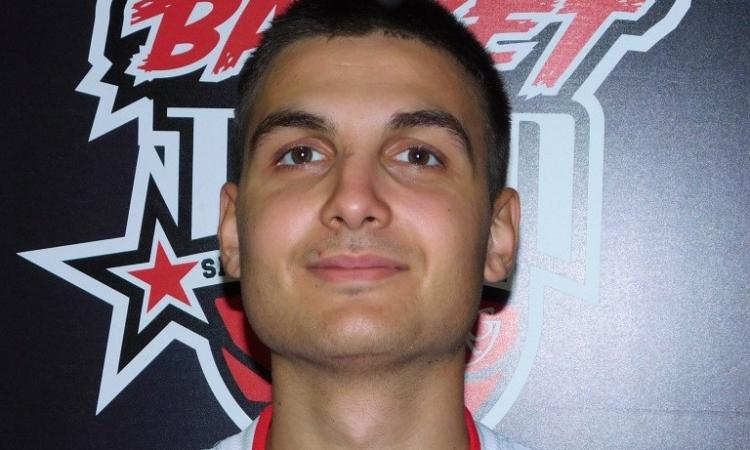 Rhütten San Severino vincente in casa: finisce 69-55 contro il Basket Fermo Rhütten San Severino vincente in casa: finisce 69-55 contro il Basket Fermo