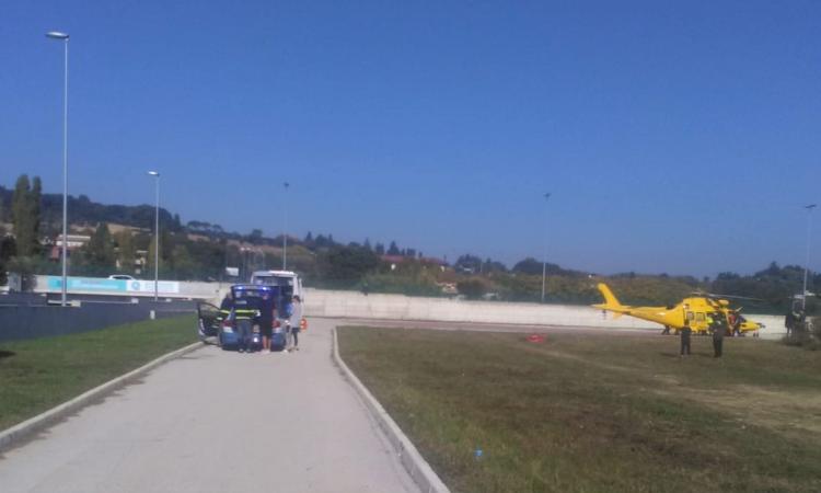 Civitanova, bambina travolta da un furgone: trasferita in codice rosso a Torrette (FOTO)