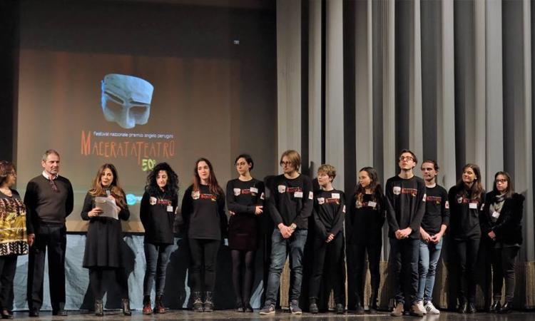 Gli studenti Unimc a scuola di teatro con la CTR