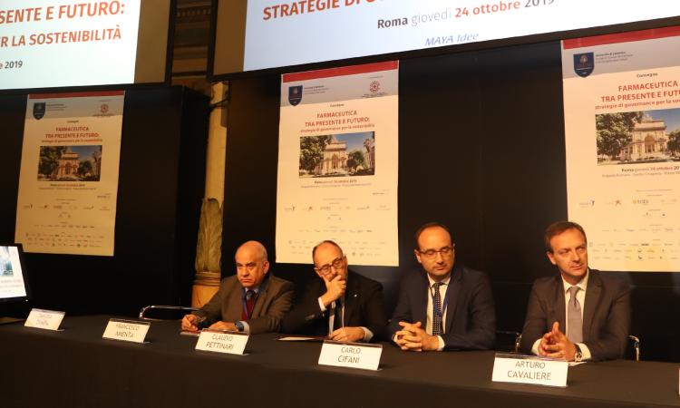 Grande successo a Roma per il convegno Unicam sulla farmaceutica Grande successo a Roma per il convegno Unicam sulla farmaceutica