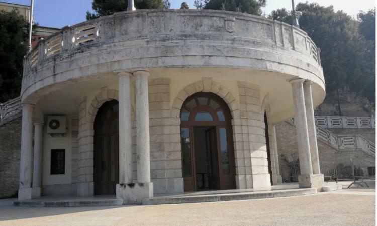 Macerata, nuovi servizi igienici nei bagni pubblici: al via i lavori, spesa di 225mila euro