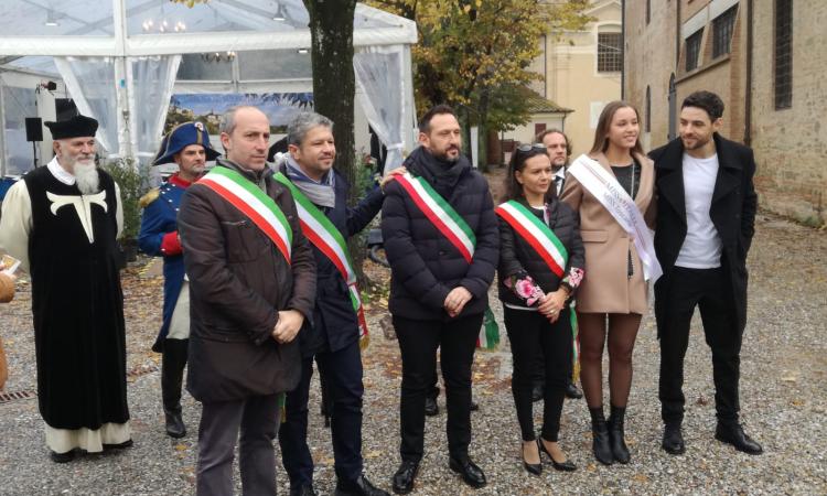 Porto Recanati protagonista alla Mostra Mercato Nazionale del Tartufo Bianco di San Miniato Porto Recanati protagonista alla Mostra Mercato Nazionale del Tartufo Bianco di San Miniato