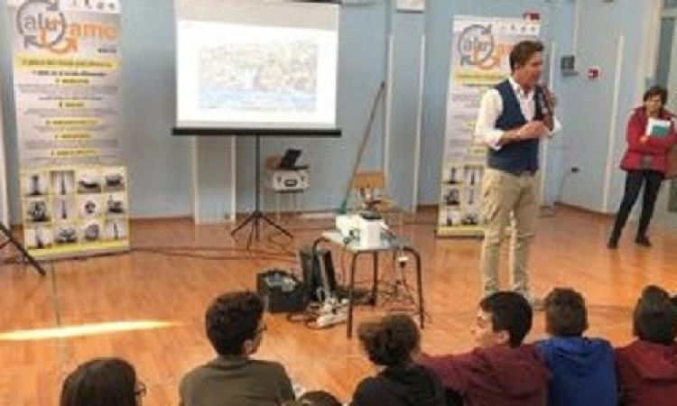 Riciclaggio virtuoso dei rifiuti, anche Potenza Picena partecipa al progetto scolastico "Alugame"