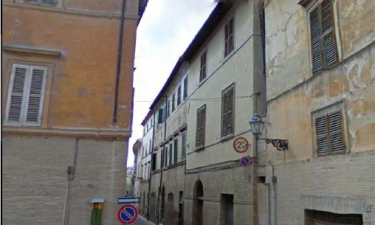 San Severino, abitazione bifamiliare torna agibile in centro storico San Severino, abitazione bifamiliare torna agibile in centro storico